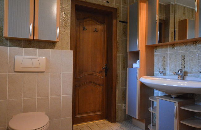 Romantic Mansion in Strotzbusch by the Forest - Photo 12