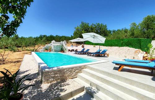 Olive garden Platinum, Posedarje - Photo 3