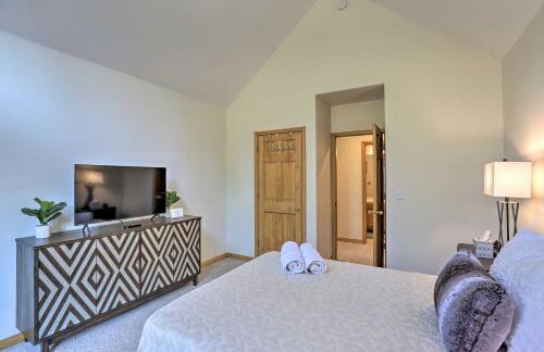 Spacious Evergreen Home with Picturesque Views - Foto 29