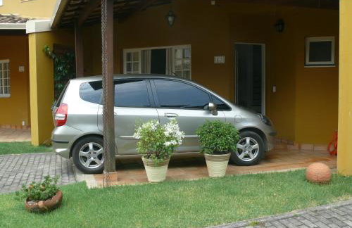 Linda casa em condomínio - Foto 9