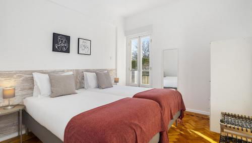 WHome Peaceful Algés Family Home away from City Noise - Photo 5