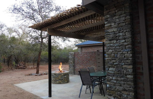 Immaculate 2-bed Cottage in Marloth Park - Photo 24