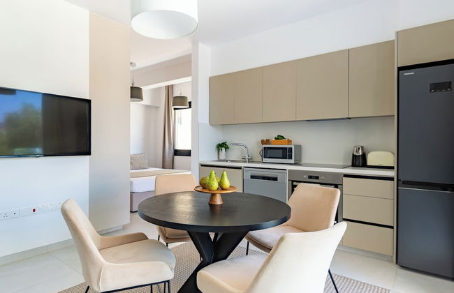 Sanders Only Limassol - Foto 13