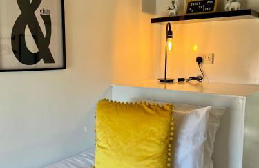 Crestfield House - Stunning Home near Alton Towers - Free Parking & Garden - Foto 34