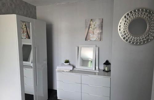 Stylish and Comfortable Home - Foto 11