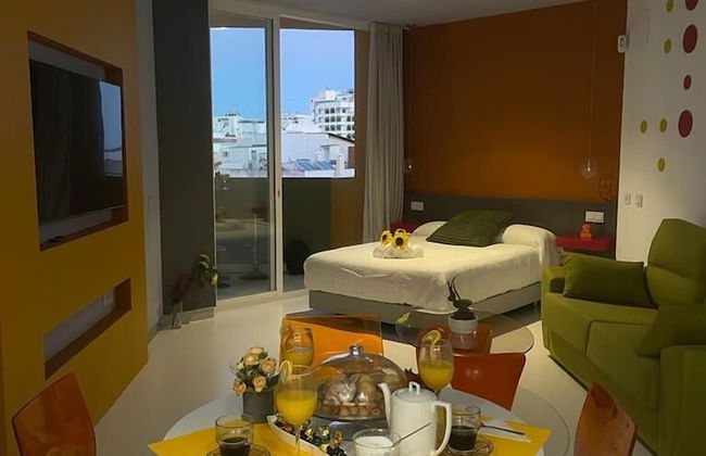 LaHola Glam Suites - Photo 18