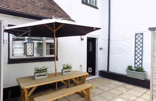 Three-Time Award Winning 1700's Grd 2 listed cottage near Stonehenge - Foto 43