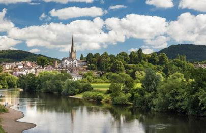 Spacious & stylish riverside apartment in Ross on Wye - Foto 2