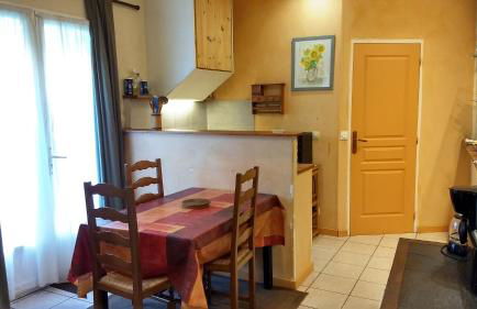 Logement tranquille et frais proche gare au RDC - Foto 5