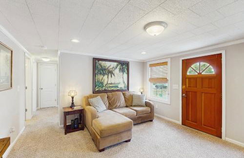 Dog-friendly coastal home with enclosed yard and boat parking available - Foto 3