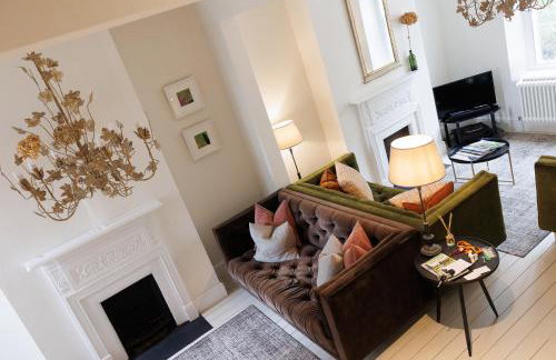 Beautiful house, Cirencester centre, parking - Photo 11