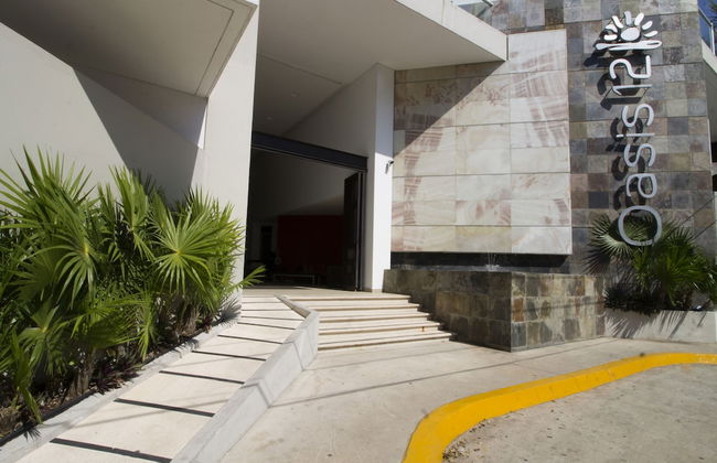 Downtown Apartment Oasis 12 - Photo 50