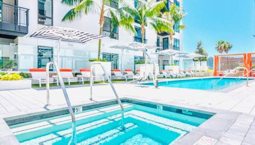 Hollywood Penthouse with Balcony Pool and Hollywood sign View with Free parking - Foto 2