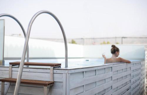 City Apartment with heated rooftop Pool - Foto 2