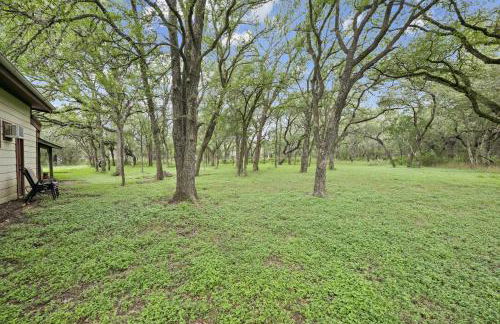 Hill Country Getaway Near San Marcos River home - Photo 32