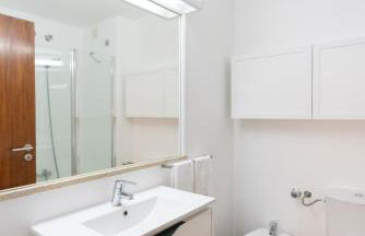 Carcavelos Beach & Business by The Portuguese Butler - Photo 10