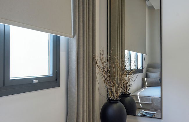 Loena Luxury Suites - Photo 7