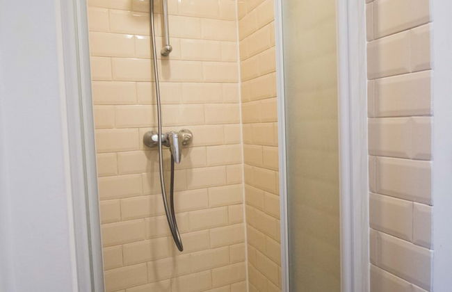 Charming Triplex Near Avenue Louise - Photo 33