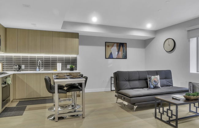 1br Logan Circle Furnished Apartment 1 Bedroom Apts by RedAwning - Photo 5