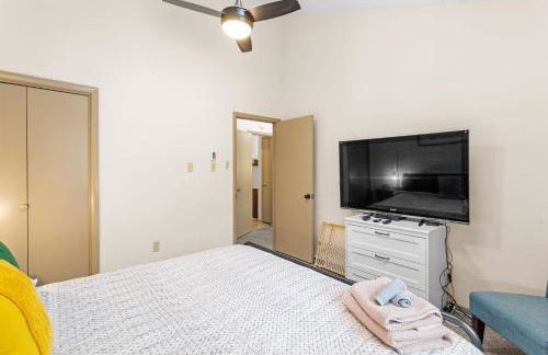 Vaulted Pines Lodge Hot Tub Game Room - Foto 29