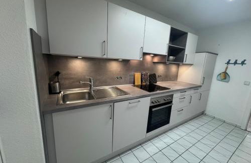 Waldnähe & Altstadtflair Souterrain mit Terrasse - Photo 2