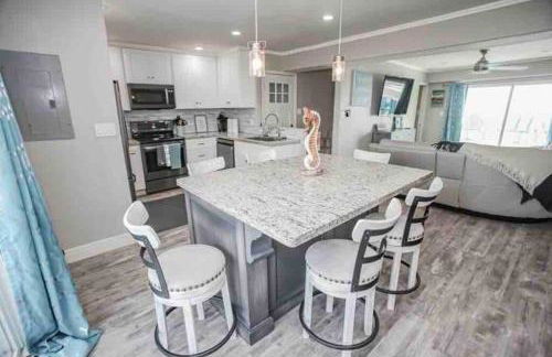 Beachfront Retreat! 3 Steps to WALKOVER! - Photo 8