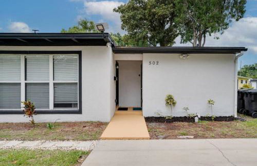 Stylish 2BR Home Near Disney and Universal Orlando - Foto 12