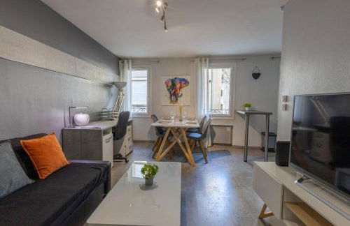 L'Évêché - T3 Spacieux & Traversant en Hypercentre - Foto 16