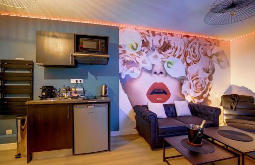 Love Room - Balnéo - Insolite- Détente - Foto 24