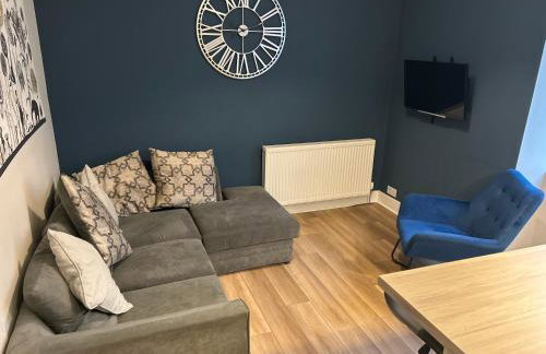 34 James St cosy 2 bedroom, ground floor apartment, garden - Foto 3