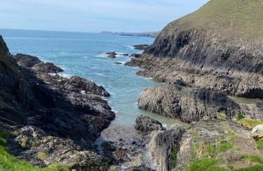 Tremanhire Cottage - Photo 16