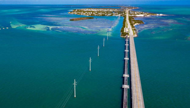 Paseo en barco con fondo de cristal - Foto 4