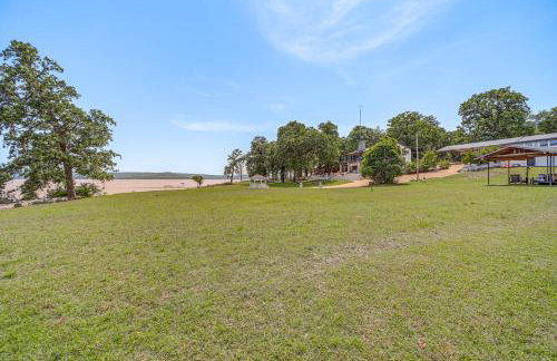 Waterfront Lake Eufaula Home Dock and Beach Access! - Foto 26