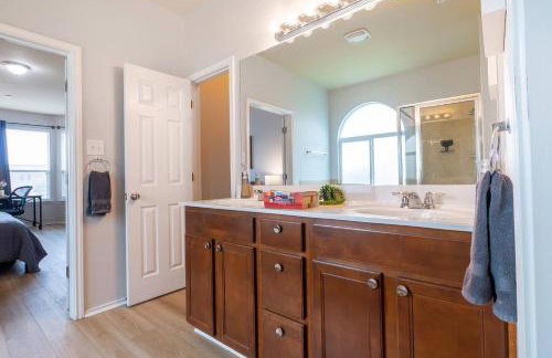 May 25' Reno ~Poker-Pool-Ping Pong-Shuffleboard - Foto 46