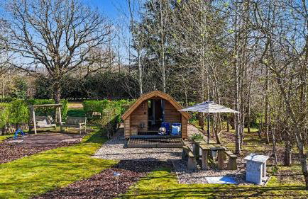 Willow Stylish pod with peaceful rural views - Photo 31
