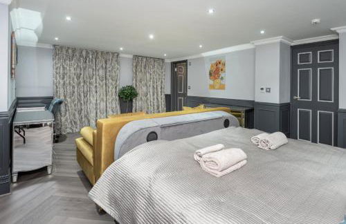 The London House - Entire Villa - Foto 28