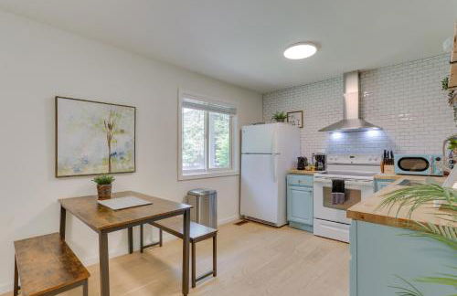 Cozy Swan Lake Apt with Grill and Private Yard - Foto 8