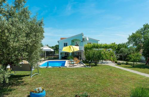 Holiday House Marina with pool - Foto 92