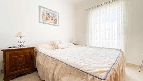 Retreat with Terrace and View in Espiche #1887 - Foto 2