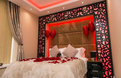 Aphrodite Suites Huddersfield - Foto 2