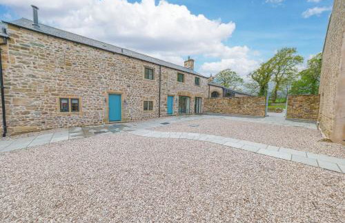 No 2 The Coach House - Photo 38