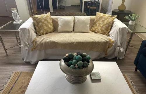 Roomy Oasis DC area pet friendly - Foto 1