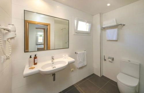 Cabot Tres Torres Apartamentos - Photo 34