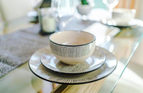 3 Bedroom! 3 Toilets! Contractors and Groups! Free Parking! Driveway! NEW BUILD HOUSE! - Foto 47