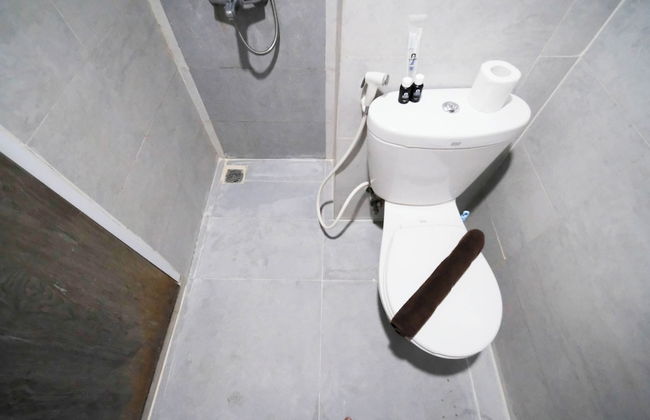 Tidy And Clean Studio At Taman Melati Surabaya Apartment - Foto 14