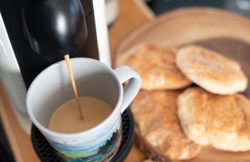 Seaview Cabin Sleeps 2 -hot Tub - Parking - Photo 33