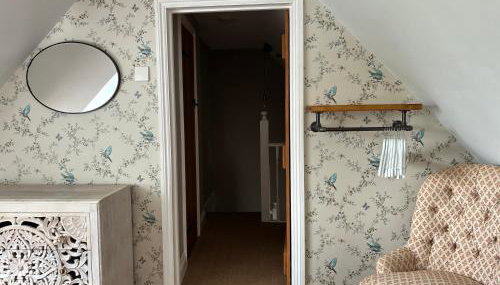 Cottage 7 mins from Henley with gated parking - Foto 2