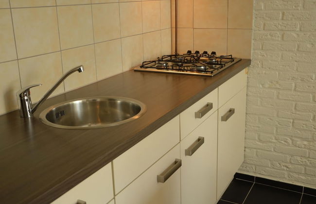 Snug Apartment in Schin op Geul Near Public Pool - Photo 16