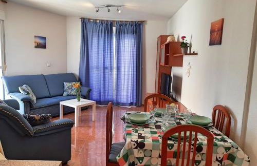 Apartamento playero con vistas a la montaña - Foto 2