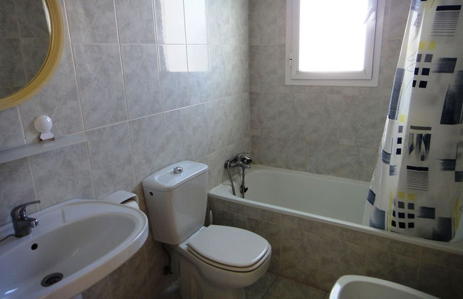 Apartamentos Al-Andalus-24 - Foto 12